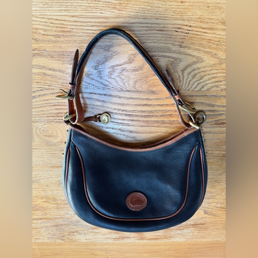 Classic Dooney & Bourke Black Leather Shoulder Bag